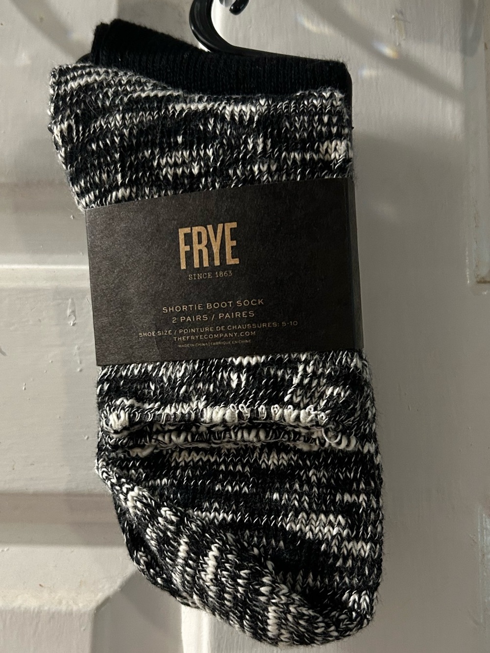 FRYE Black & White Marled Short Crew Socks